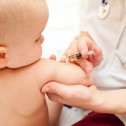 Gobierno australiano paga a familias para que vacunen a sus hijos