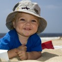 Los médicos indican que los protectores solares no son adecuados para la piel de los bebés menores de seis meses.